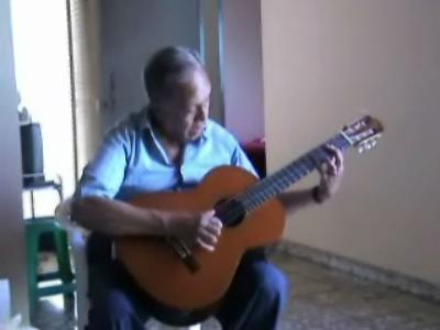 tocando guitarra figure