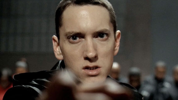 Chrysler 200: Eminem @ Yahoo! Video
