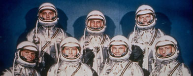 http://l.yimg.com/a/i/us/ww/news/2011/07/17/astronauts.jpg