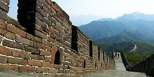 Great Wall of China faces new threat (Reuters)