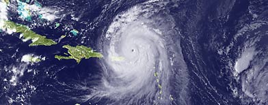 http://l.yimg.com/a/i/ww/news/2010/08/31/hurricane_earl.jpg