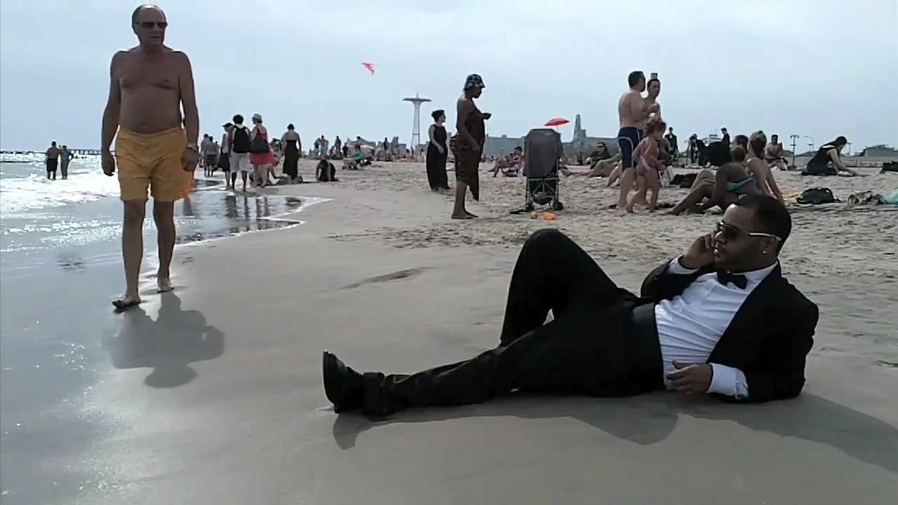 Black Tie Beach @ Yahoo! Video