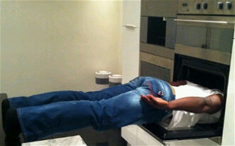 man_city_planking_war_drives_micah_richards_to_stick_his_head_in_oven.jpg