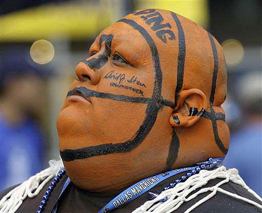 When Mavs fans turn their heads into creepy basketballs