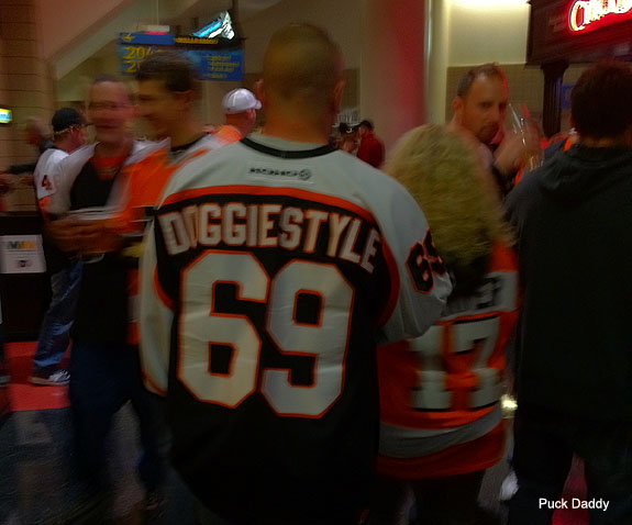 Top 10 Jersey Fouls for 2016 (Puck Daddy Year in Hockey)