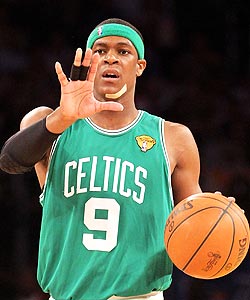 Rondo, Celtics refuse to sweat Heat
