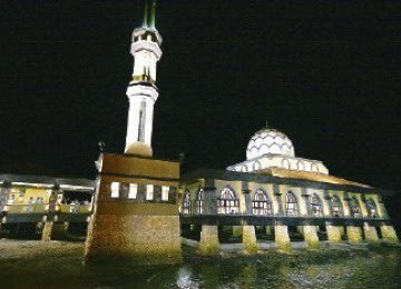 Malaysia Kini Miliki Masjid Terapung