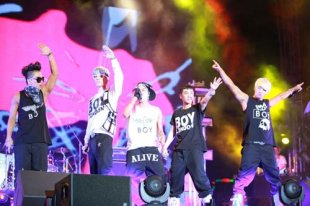 Fan Big Bang vẫn “nóng” từng ngày hậu SoundFest