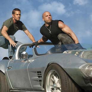 Paul Walker and Vin Diesel in "The Fast and the Furious 5: Rio Heist" (Yahoo! Movies)