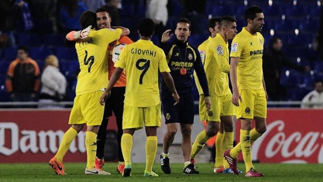 Villarreal goalkeeper Sergio Asenjo is congratulated by his team-mates (AFP)
