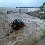 Κατάσταση έκτακτης ανάγκης στη Σάμο - Τεράστιες καταστροφές απο πλημμύρες - ΦΩΤΟ