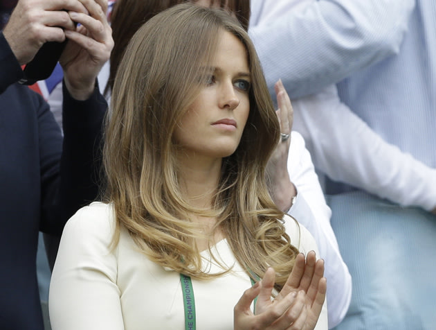 Kim Sears looked amazing today at Wimbledon. Copyright [PA] As Andy ...