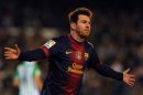 Dua Gol Lionel Messi Tumbangkan Real Betis