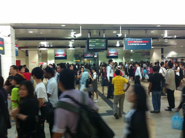 Committee of Inquiry appointed for train breakdowns - Yahoo!
