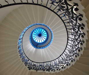 أجمل سلالم في العالم 201202-w-cool-staircases-tulip-staircase-jpg_001209