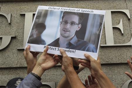 FBI says U.S. will hold Snowden responsible for NSA leaks - Yahoo ...