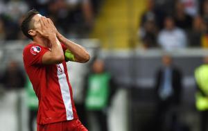 Poland&#39;s forward and captain Robert Lewandowski&nbsp;&hellip;