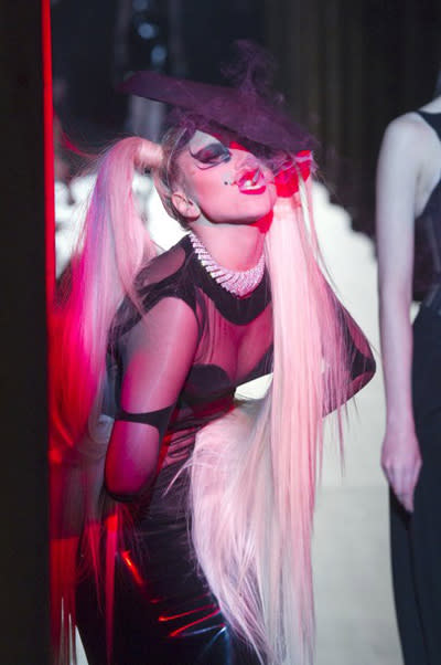 Lady Gaga - Biểu tượng thời trang Mỹ Lady-Gaga-2_145703