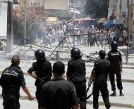 وزارة العدل التونسية تعتبر اعمال العنف والتخريب في العاصمة "اعمالا ارهابية" Photo_1339527023497-1-0