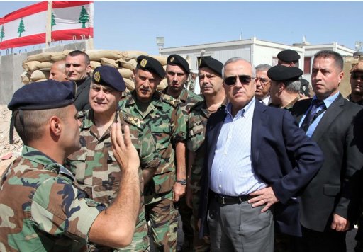 Presidente libanês chega nesta quarta-feira (29) à cidade de Arsal que fez fronteira com a Síria