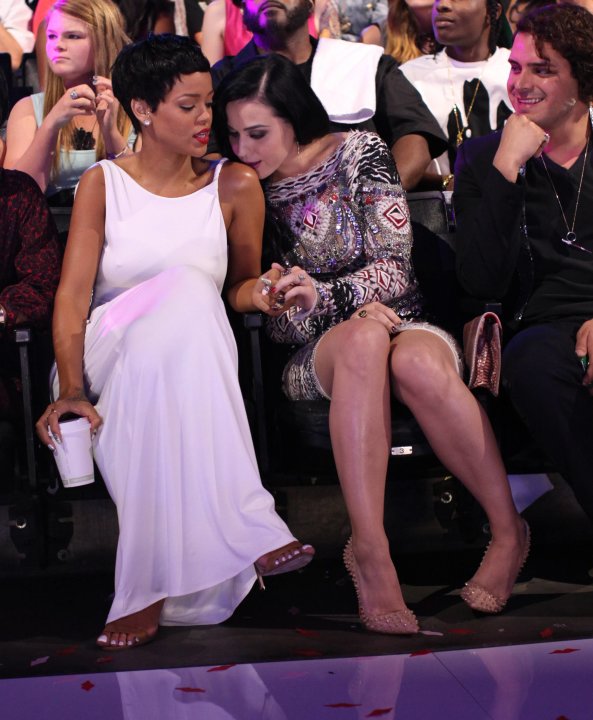 Rihanna, Katy Perry2012 MTV …