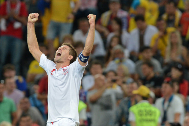 TOPSHOTS  English Midfielder Steven Gerrard Celebrates  AFP/Getty Images