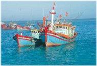 Tàu Trung Quốc bắn đuổi ngư dân Việt Nam 02062011Tau-Trung-Quoc-ban-duoi-ngu-dan-Viet-Nam-1