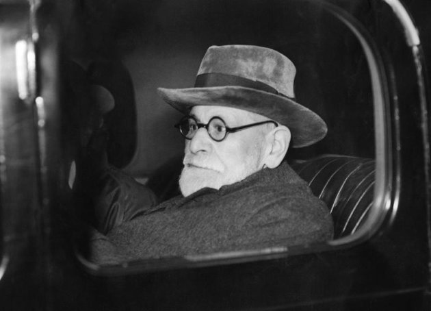 O psicanalista Sigmund Freud, em 06 de junho de 1938, em Londes