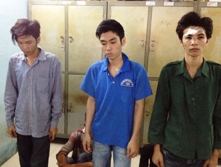 Vụ án Chặt tay cướp xe Honda Air Blade 125cc kinh hoàng ở Sài Gòn 130115-chattay-01-JPG_075229