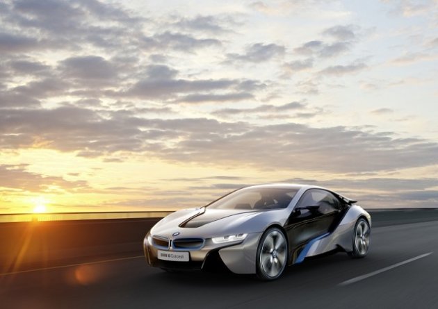 2751934356-bmw-s-electric-future-revealed