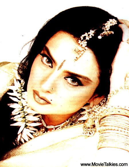 Rekha - Wallpaper Actress