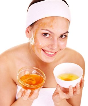  Facial Products on Easy Homemade Face Masks For Glowing Skin   Yahoo  Lifestyle India