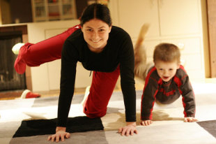 mother and son practice pilates for pregnancy - _MG_2985.JPG