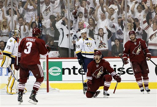 Coyotes continue OT trend with 4-3 win over Nashville 201204272217802309311-p2