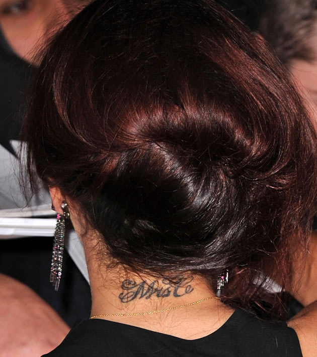 Cheryl Cole is to finally remove the Mrs C tattoo from her neck