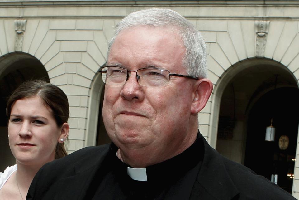 Philadelphia court overturns priest's conviction in sex cover-up ...
