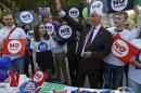 Alistair Darling, the leader of the campaign to keep Scotland part of the United Kingdom, campaigns in Edinburgh