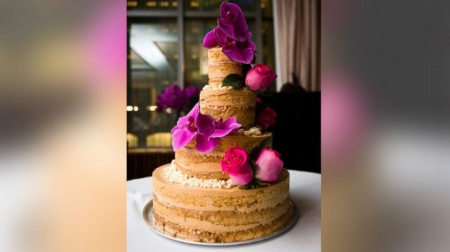 Brides Crave 'Naked' Cakes for Summer Weddings (ABC News)