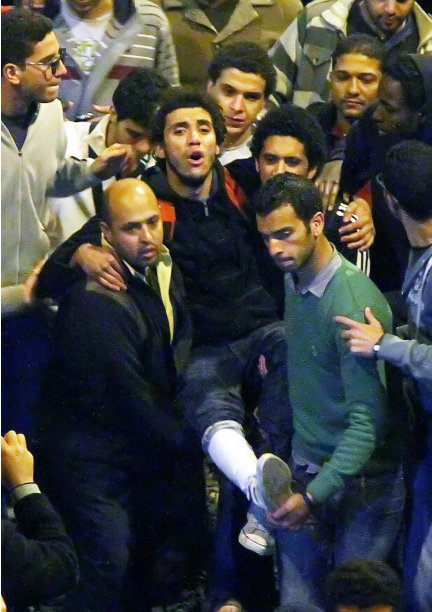 بالصور احداث بور سعيد في مبارة الاهلي والمصري فبراير 2012 E1e437e953e50a03060f6a70670058a7