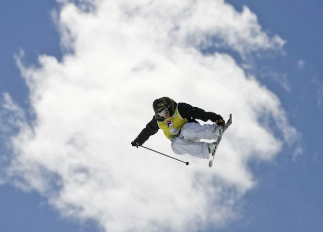 Freestyle skiing star Sarah Burke dead at 29 | Fourth-Place Medal ...