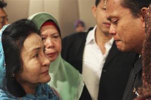 Rosmah Mansor, wife of Malaysian PM Najib Razak, cries&nbsp;&hellip;