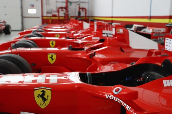 Jalan-jalan ke pabrik Ferrari