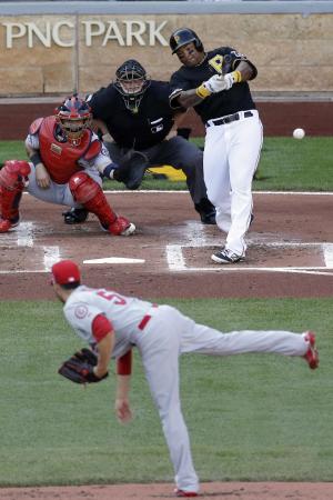 Pirates edge Cardinals 5-3, take 2-1 lead in NLDS