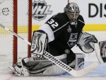 Los Angeles Kings goalie Quick makes a save against the New Jersey Devils in Game 4 of the NHL Stanley Cup Finals in Los Angeles