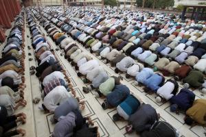 Pakistani worshippers attend a prayer for the victims &hellip;