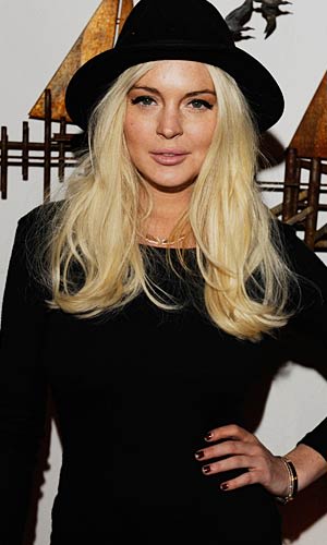 The talented but troubled Lindsay Lohan will appear in the altogether in an