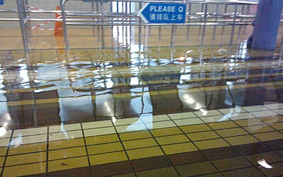 Several parts of S'pore hit by flash floods | SingaporeScene ...