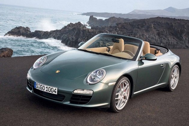  10 سيارات مكشوفة الأكثر جمالا وسحرا في العالم Porsche-911-Cabriolet-jpg_152520
