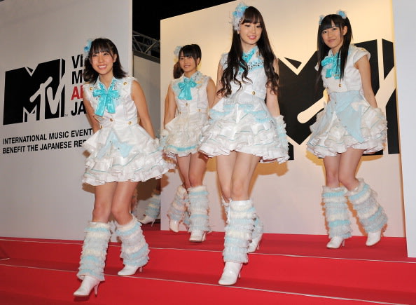 AKB48 Girl Band - infolabel.blogspot.com