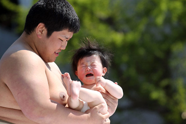 Baby-cry Sumo